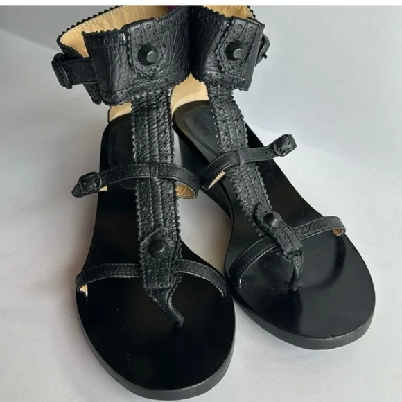 Balenciaga | Shoes | Balenciaga Black Sandals Sleek Design  display picture 2